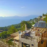 Unique Sea View * 파랄리아
